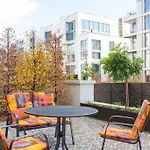 Modern In The Luxury Complex Marthashof Appartement